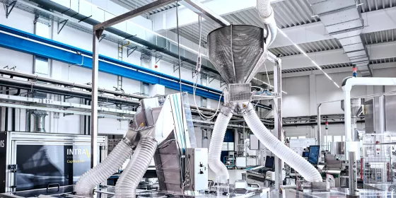 Verarbeitungs-, Verschließ- und Fördertechnik